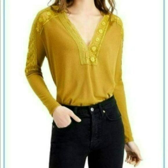 NWT MSRP $78 Free People Lola Lace Trim V-Neck Top Women's Size Large - Picture 4 of 10